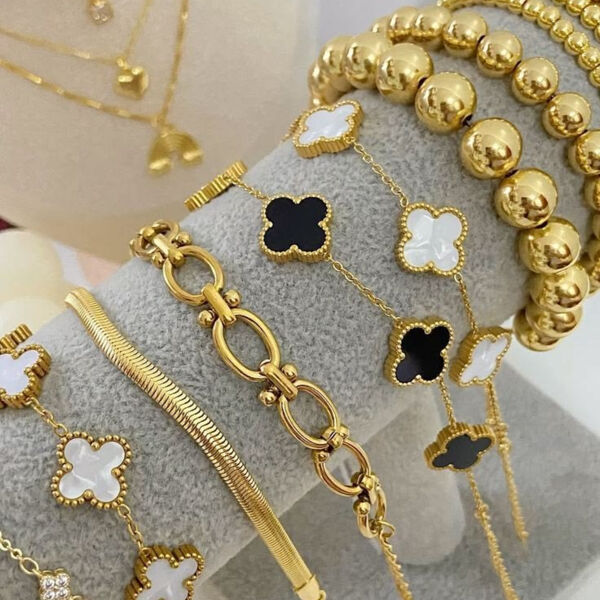 Accessories Thumbnail